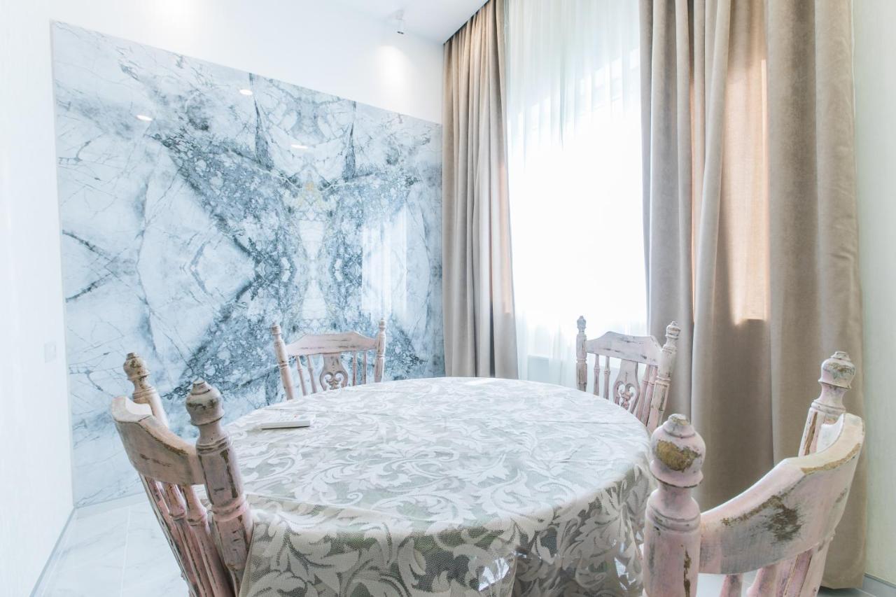 Sweet Home 6 Vip At Rustaveli Avenue Тбилиси Экстерьер фото