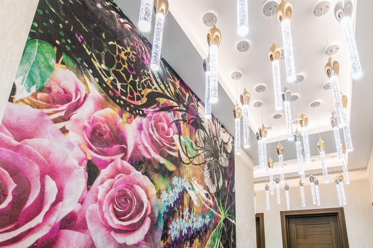 Sweet Home 6 Vip At Rustaveli Avenue Тбилиси Экстерьер фото